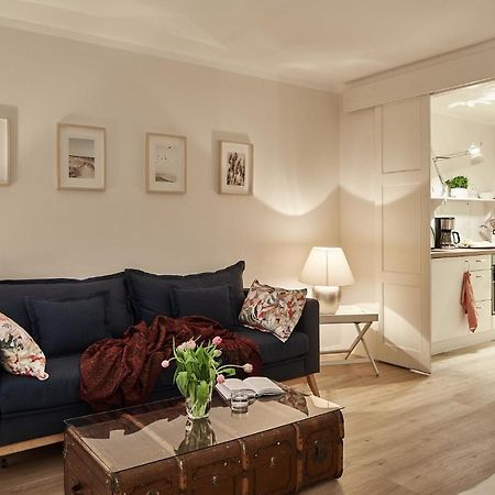 Gut Hohenstein - Platanenappartment Barkelsby Екстериор снимка